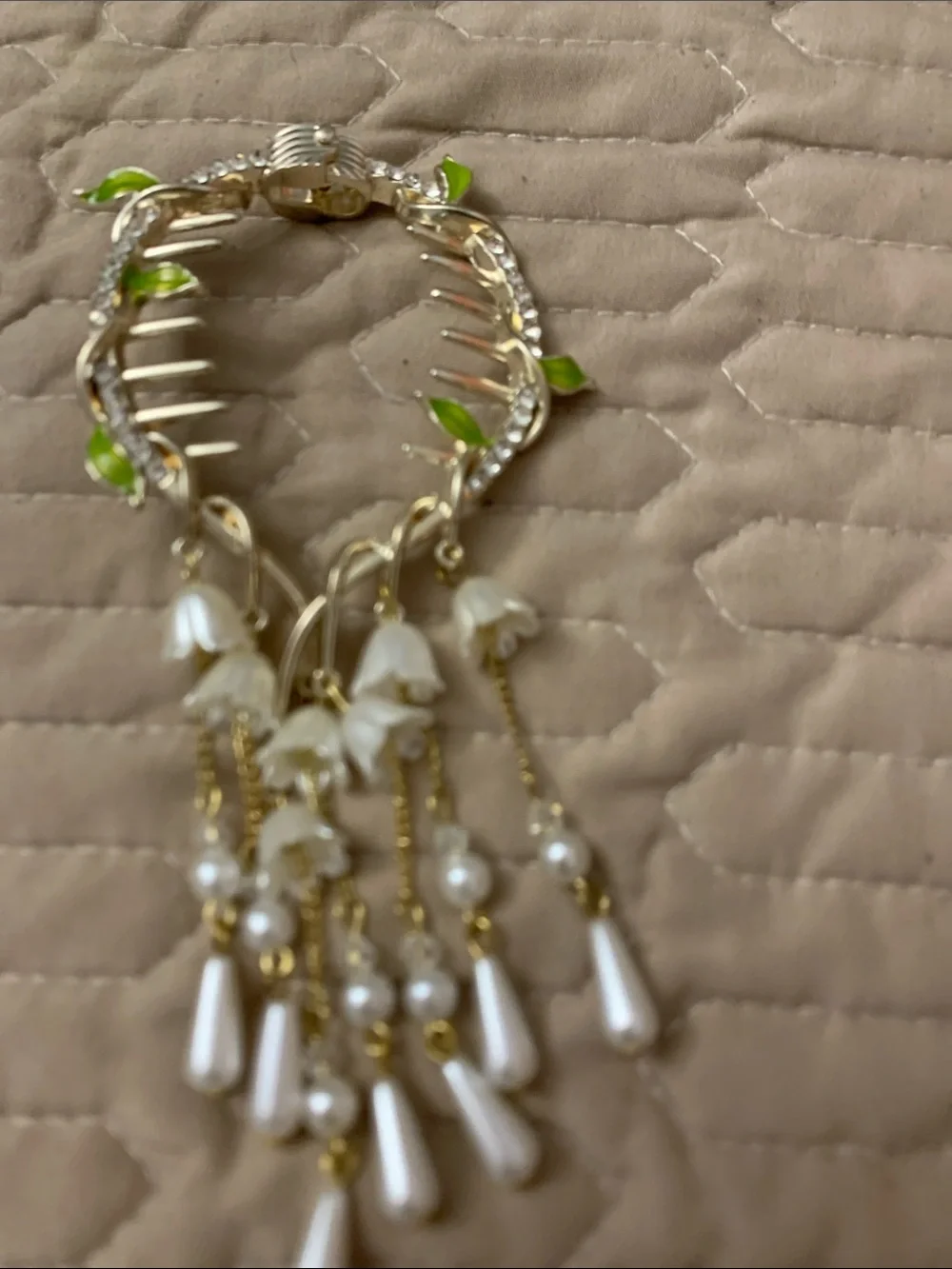 Gold Tone Floral Vine Hair Comb with Pearl Drops - White & Green